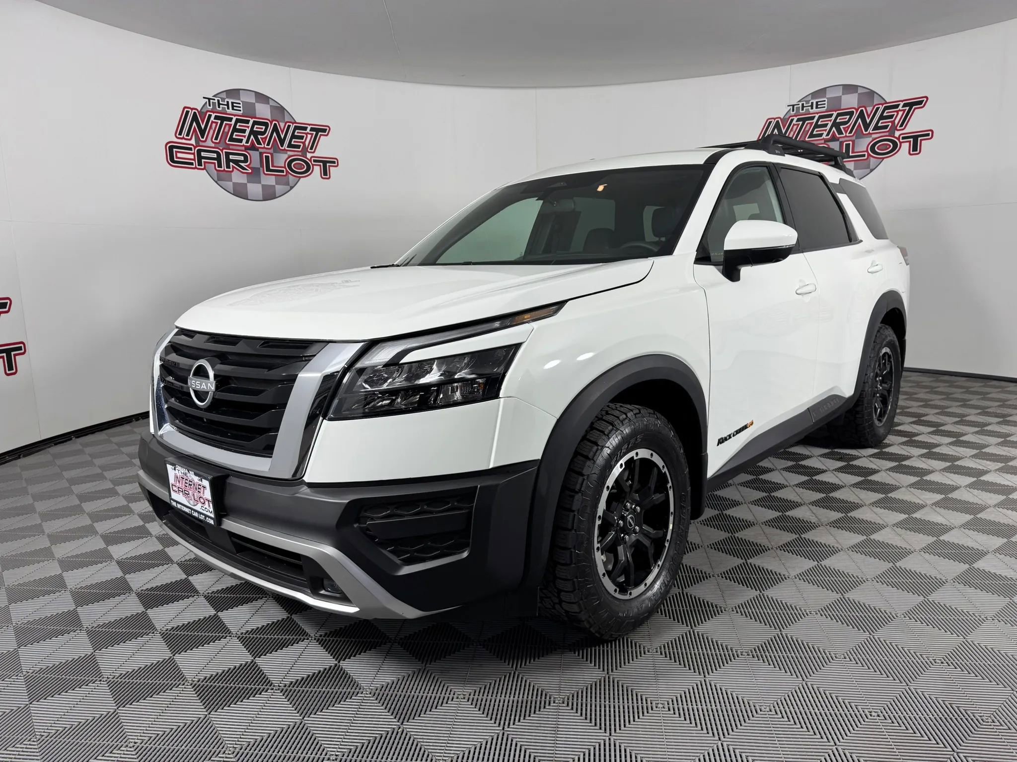 Used 2025 Nissan Pathfinder Rock Creek image 3