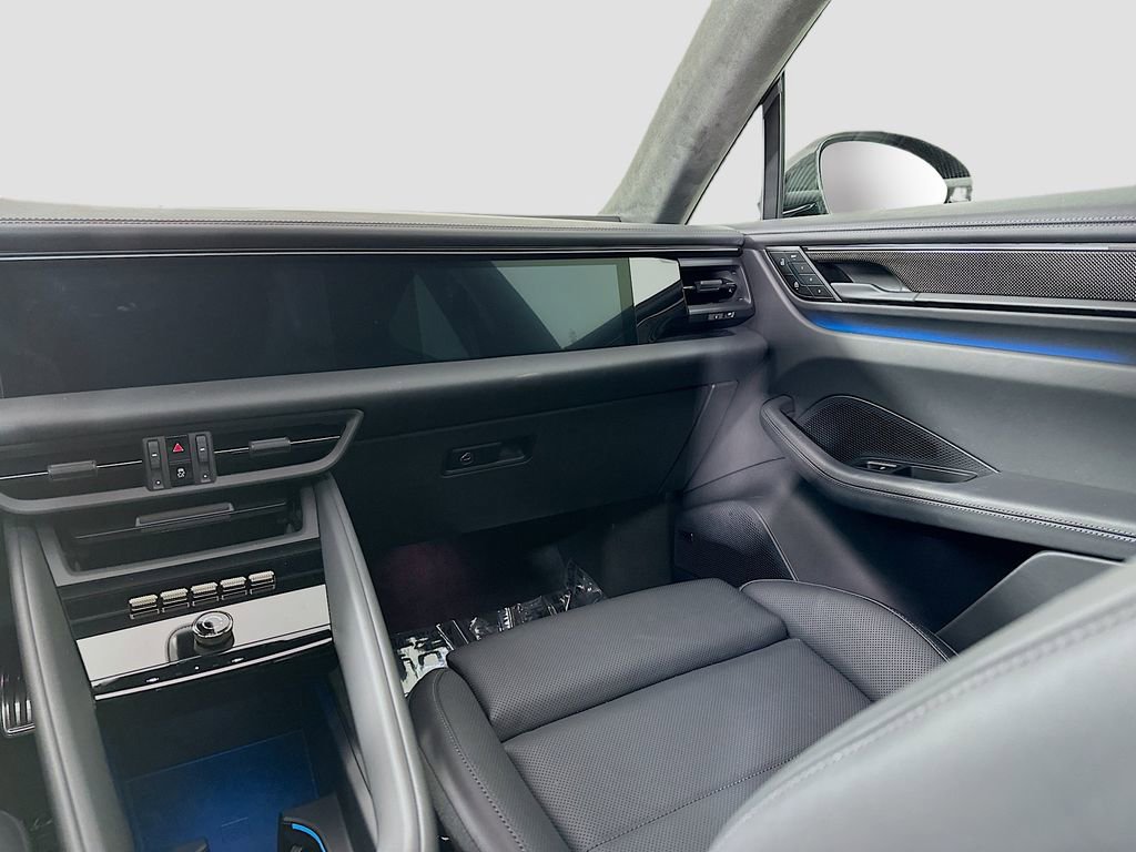 Used 2025 Porsche Macan Turbo Electric image 26