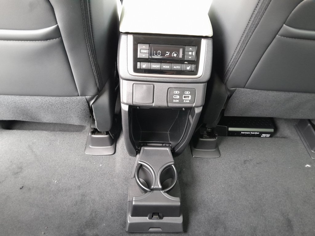 New 2026 Subaru Ascent Limited AWD/4WD image 31