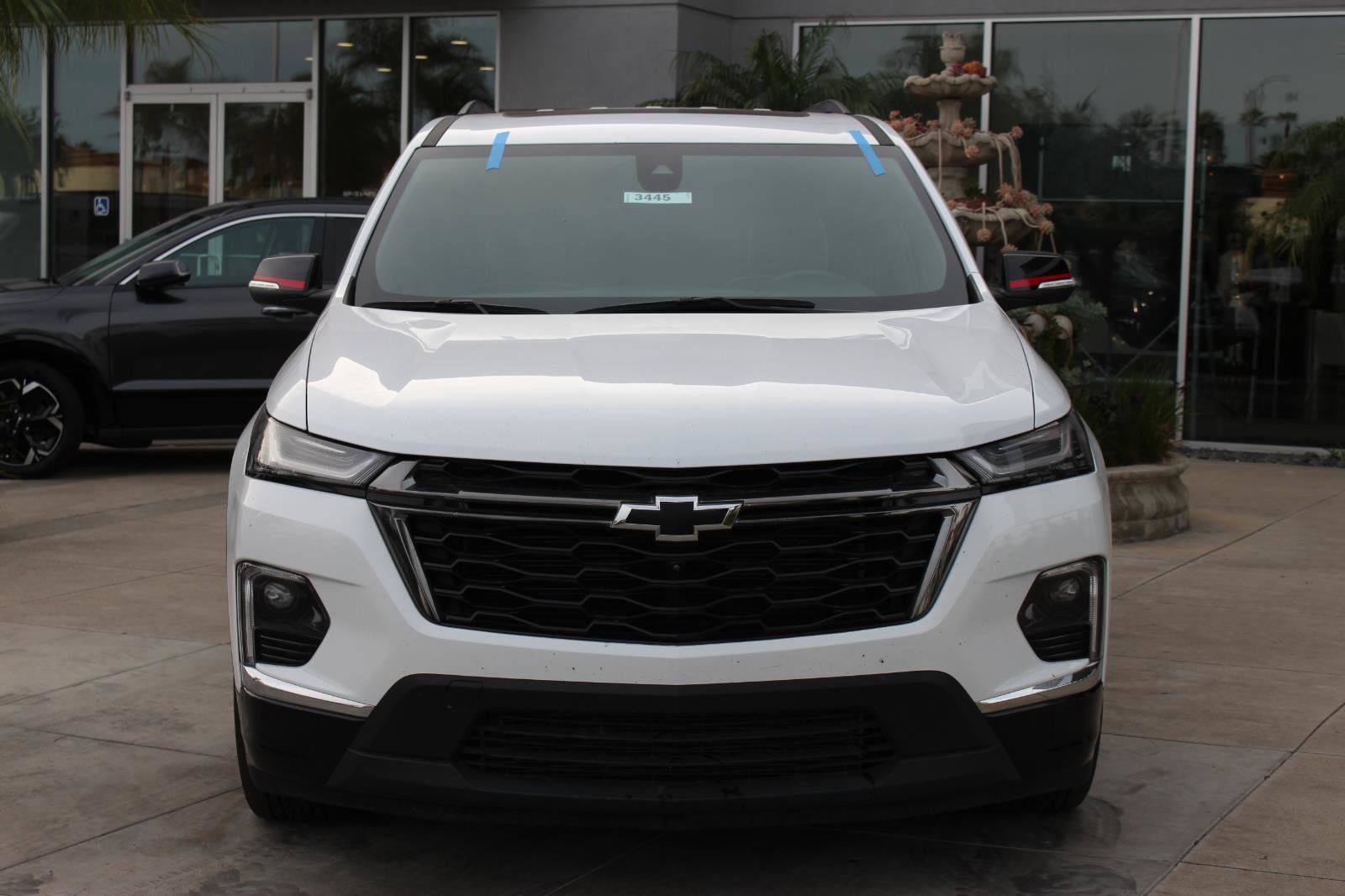 Used 2023 Chevrolet Traverse Premier w/ Redline Edition image 4