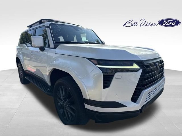 Used 2024 Lexus GX 550 w/ Accessory Package (31) AWD/4WD image 4