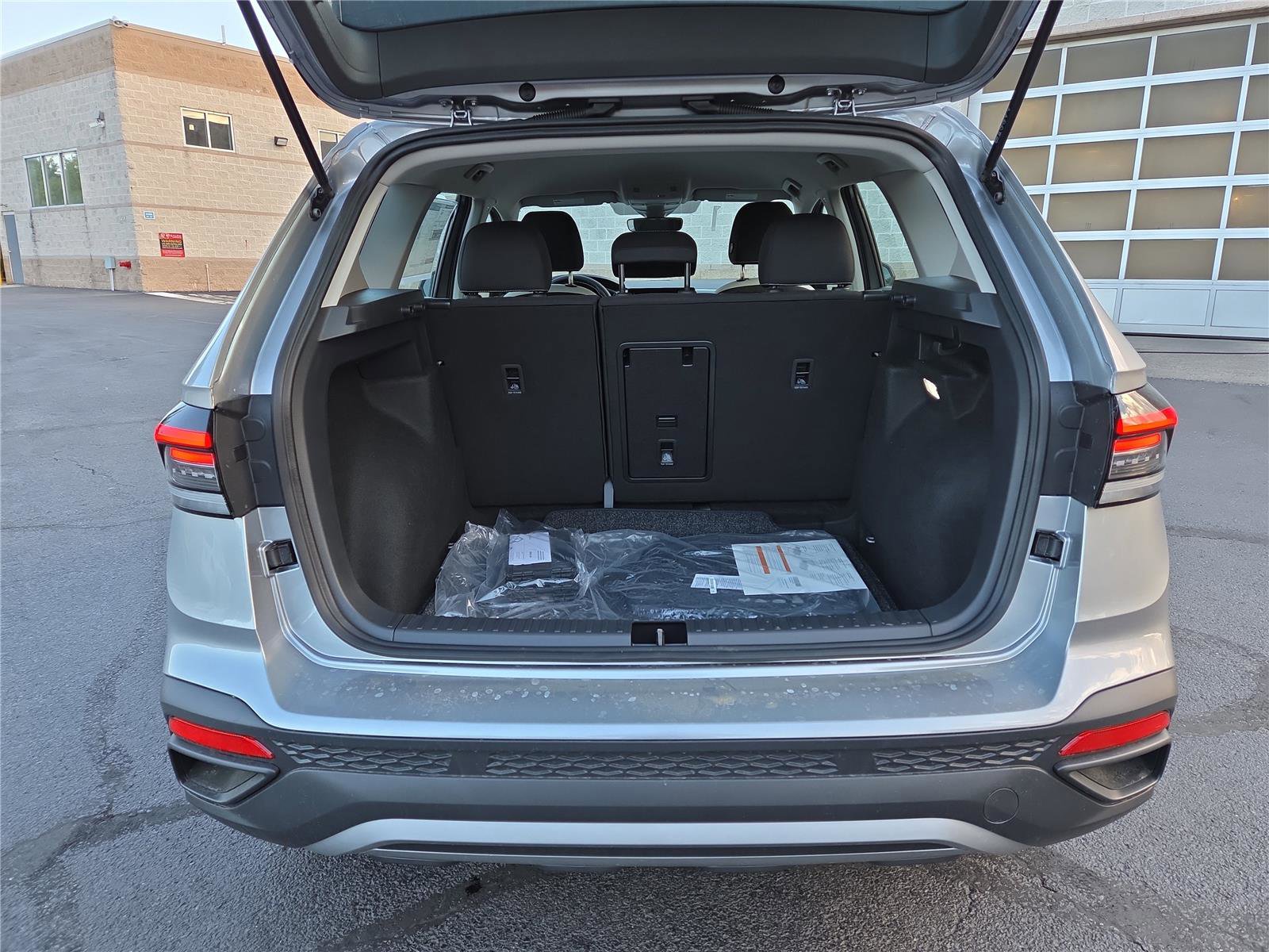 New 2026 Volkswagen Taos S FWD image 5