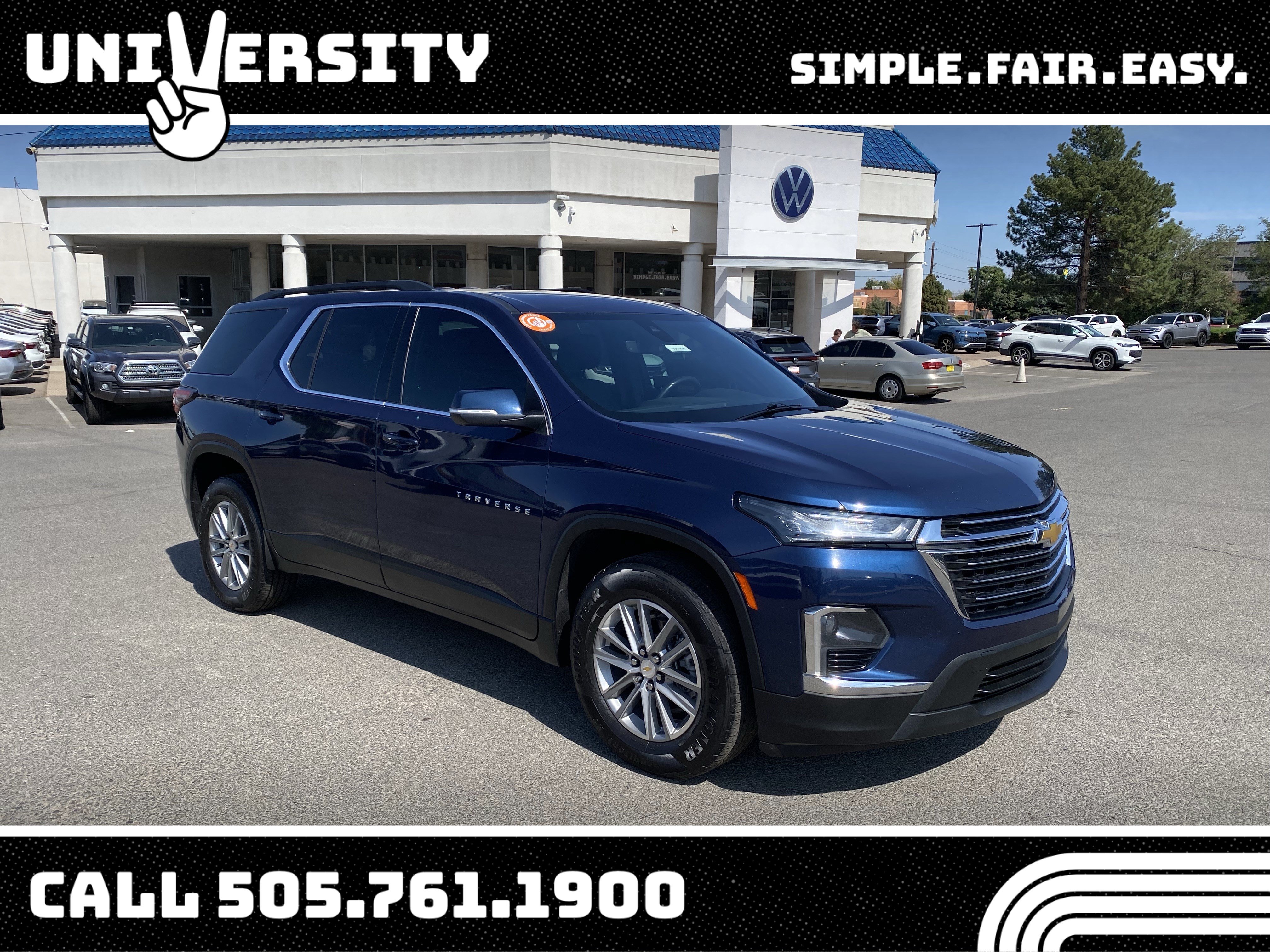 Used 2022 Chevrolet Traverse LT