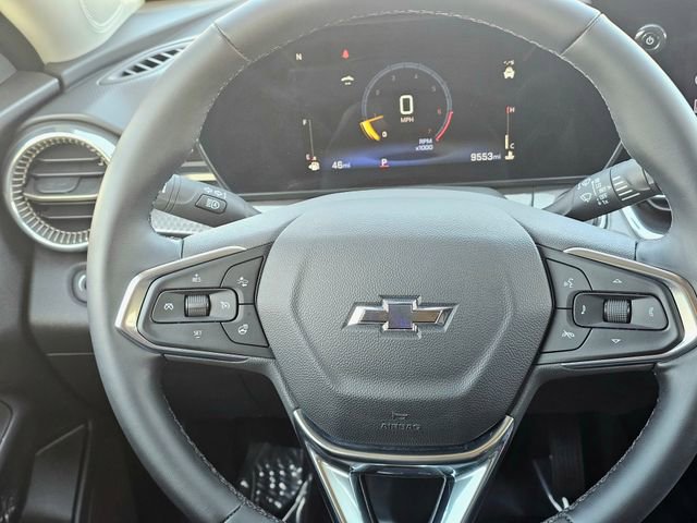 Used 2025 Chevrolet Trax ACTIV w/ Sunroof Package image 32