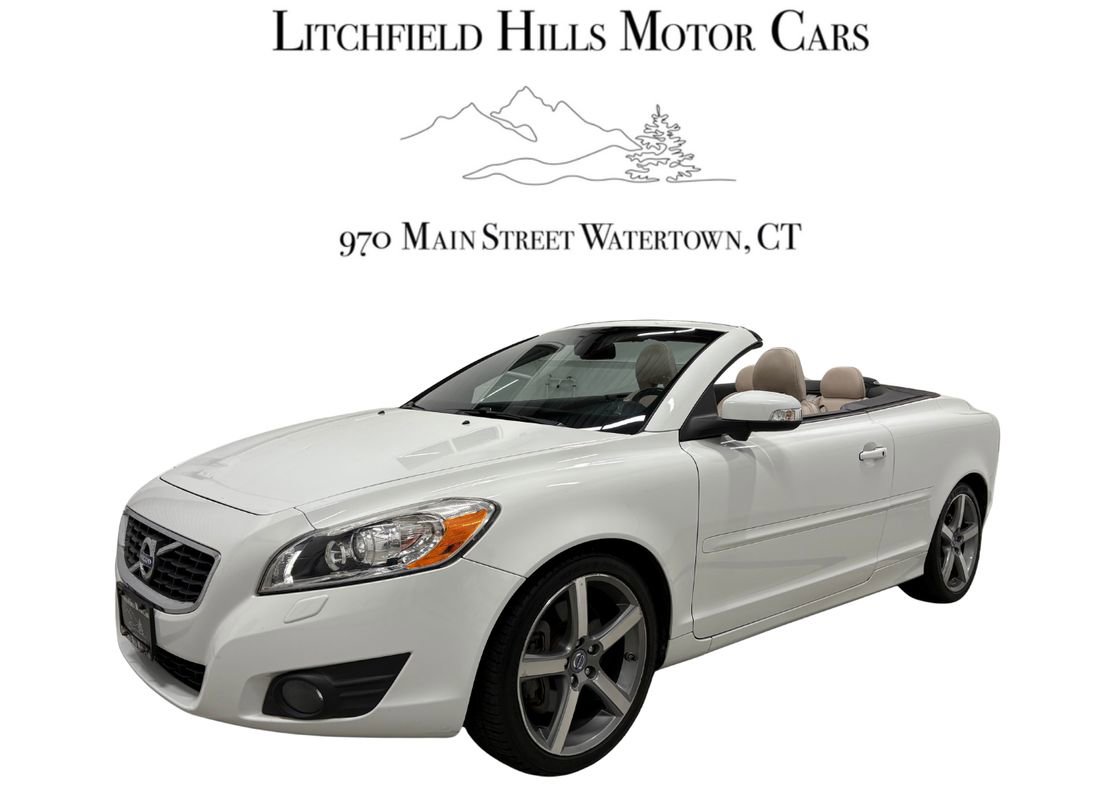 Used 2011 Volvo C70 T5 w/ Multimedia Pkg