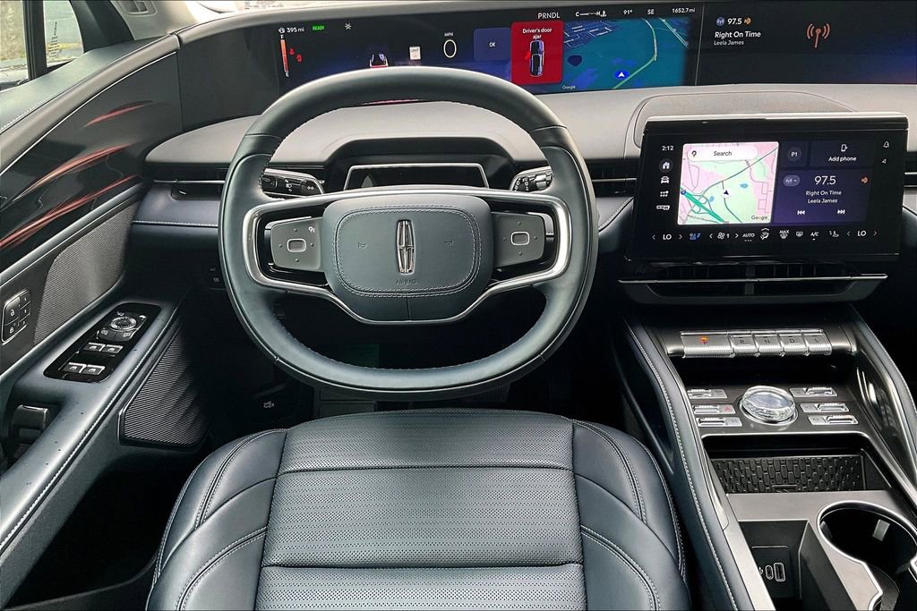 Used 2024 Lincoln Nautilus Reserve image 5