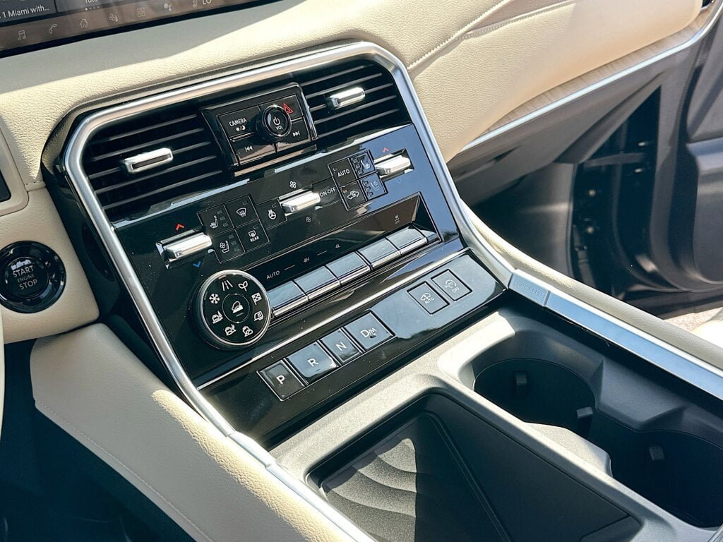 New 2026 Nissan Armada Platinum Reserve AWD/4WD image 11