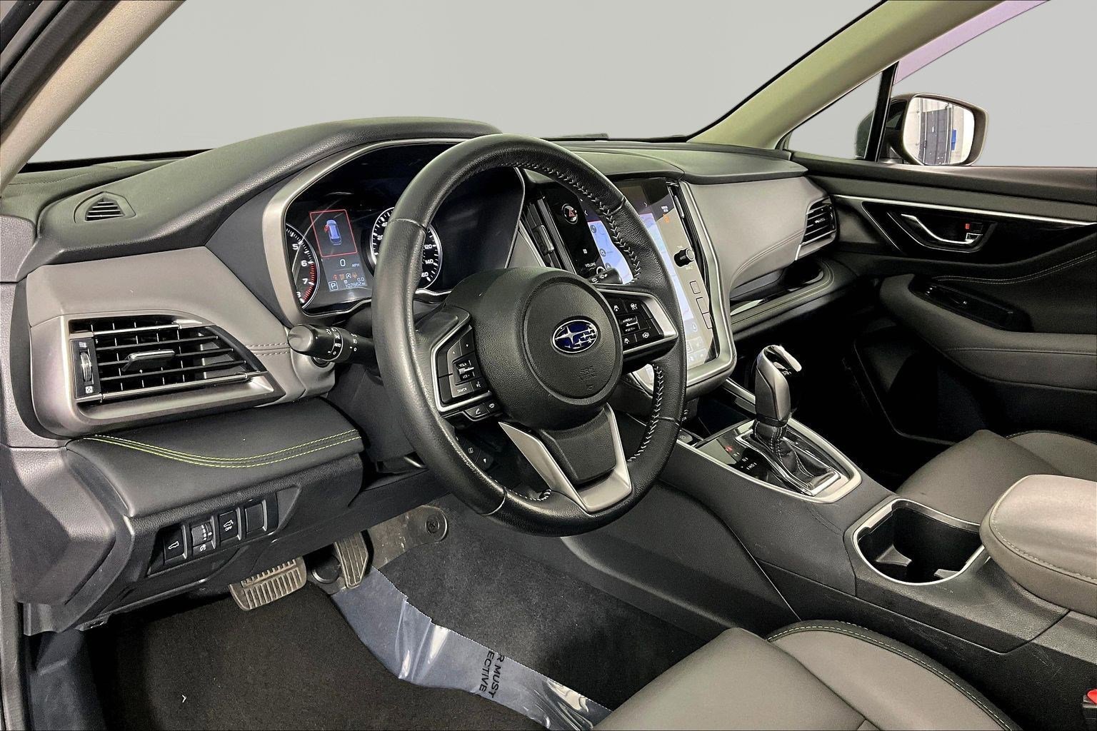 Used 2022 Subaru Outback Onyx Edition XT AWD/4WD image 17