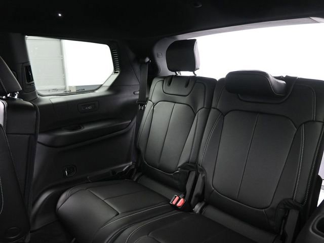 New 2026 Jeep Grand Cherokee L Limited image 16