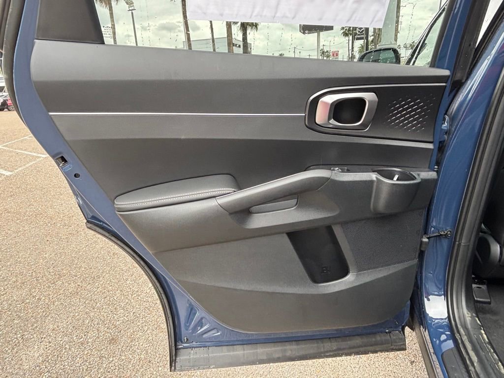 New 2025 Kia Sorento S w/ Panoramic Sunroof Package image 16