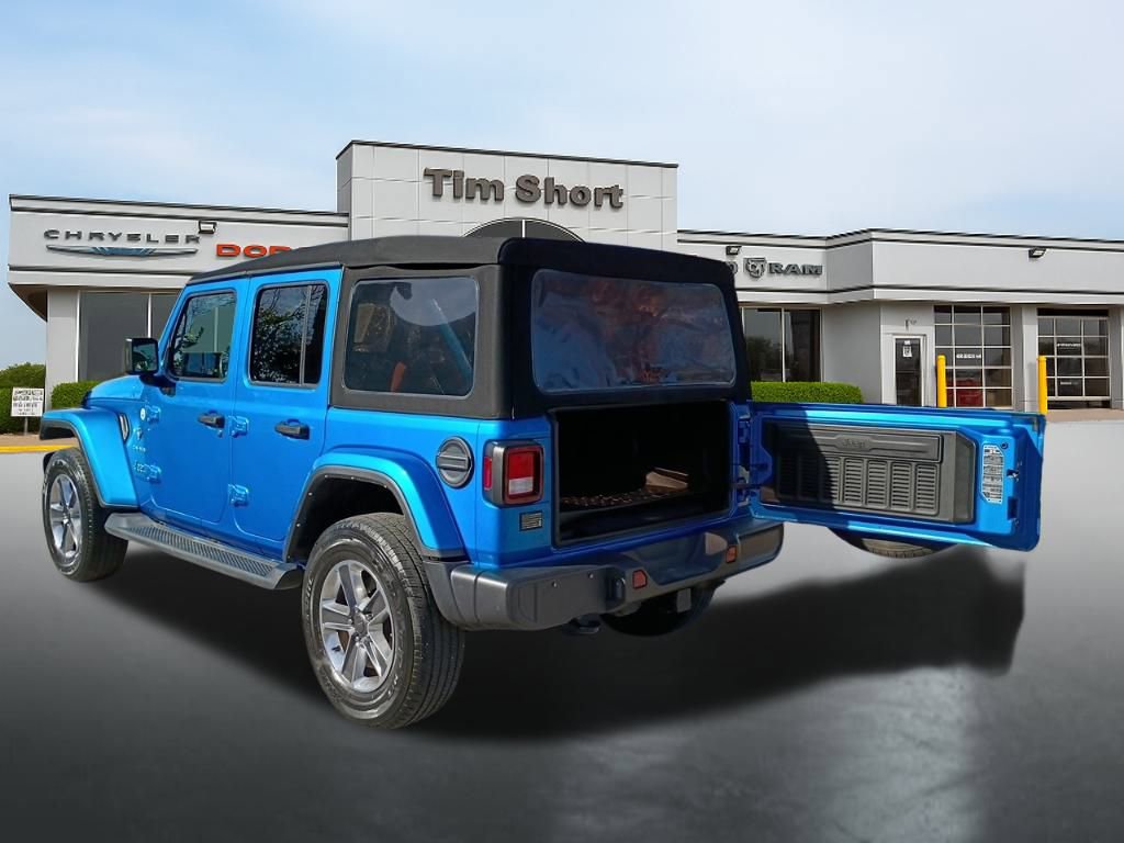 Used 2022 Jeep Wrangler Unlimited Sahara image 9