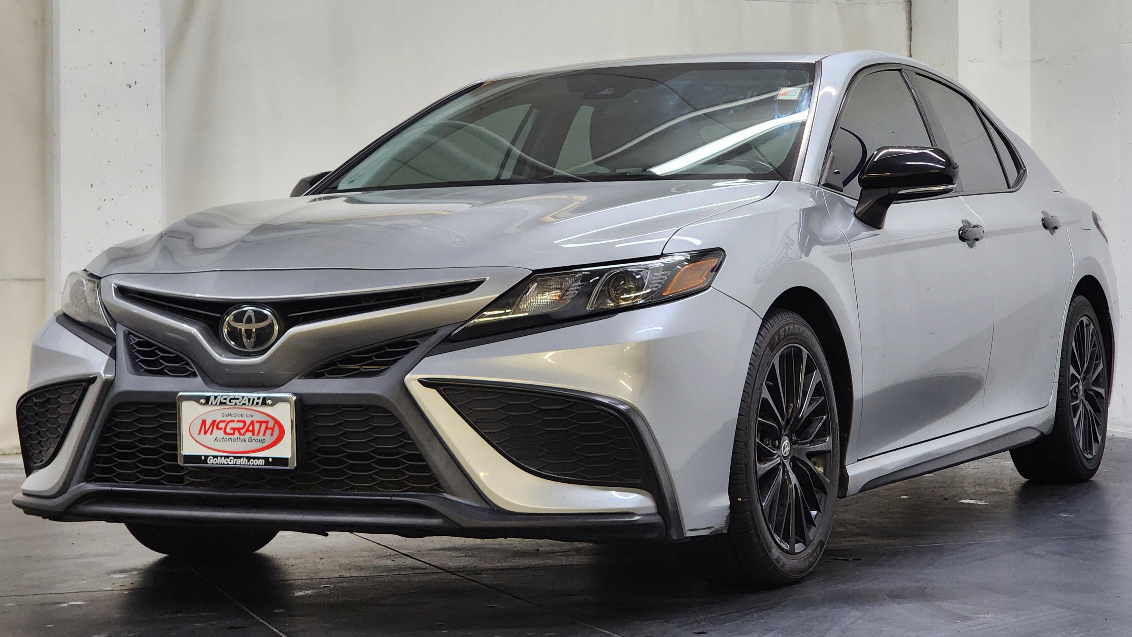 Used 2022 Toyota Camry SE image 10