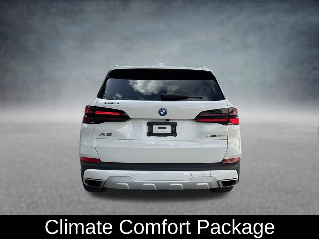 Used 2025 BMW X5 xDrive50e AWD/4WD image 6