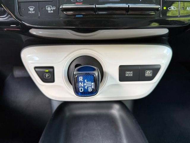 Used 2017 Toyota Prius Two FWD image 17