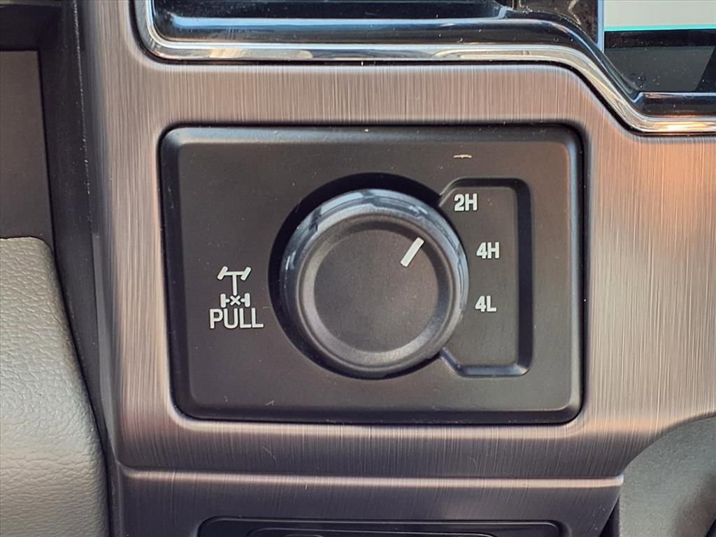 Used 2022 Ford F350 Limited image 11