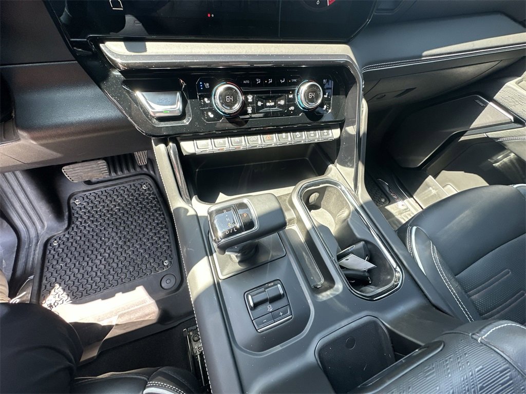 Used 2024 GMC Sierra 1500 AT4X image 18