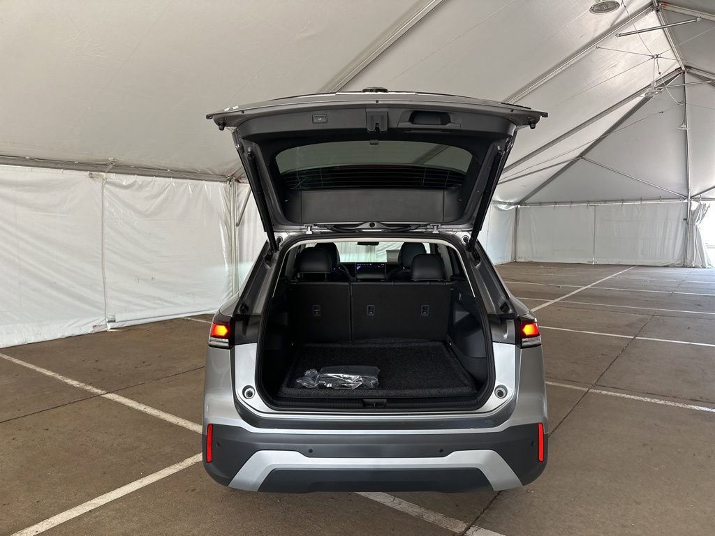 New 2026 Volkswagen Tiguan SE AWD/4WD image 12