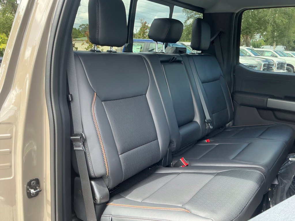 New 2027 Ford F250 Lariat w/ Lariat Premium Package AWD/4WD image 19