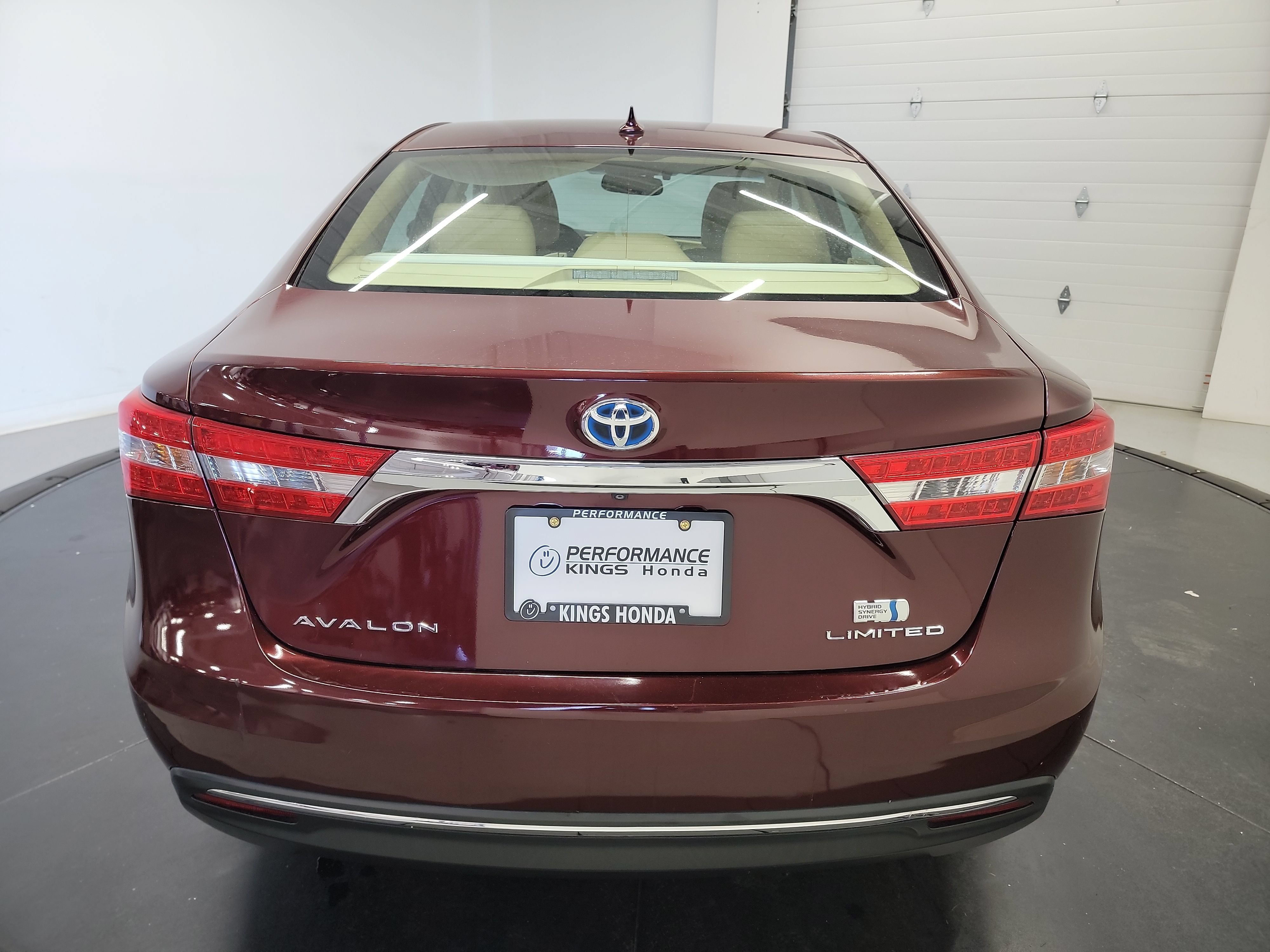 Used 2014 Toyota Avalon Limited FWD image 8