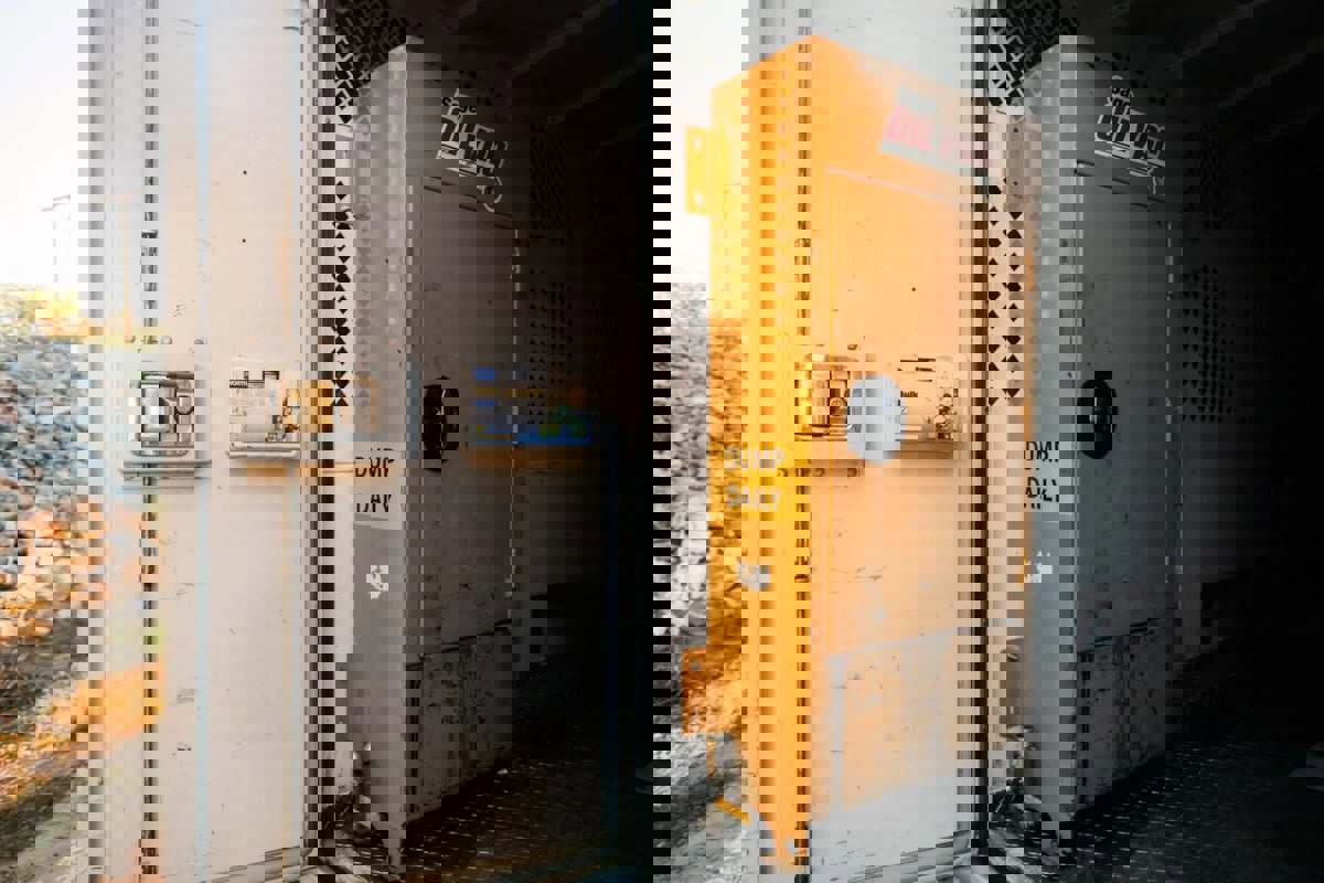 Used 2017 Mercedes-Benz Sprinter 3500 w/ Suspension Package II image 11