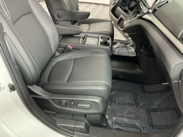 Certified 2026 Honda Odyssey EX-L image 14