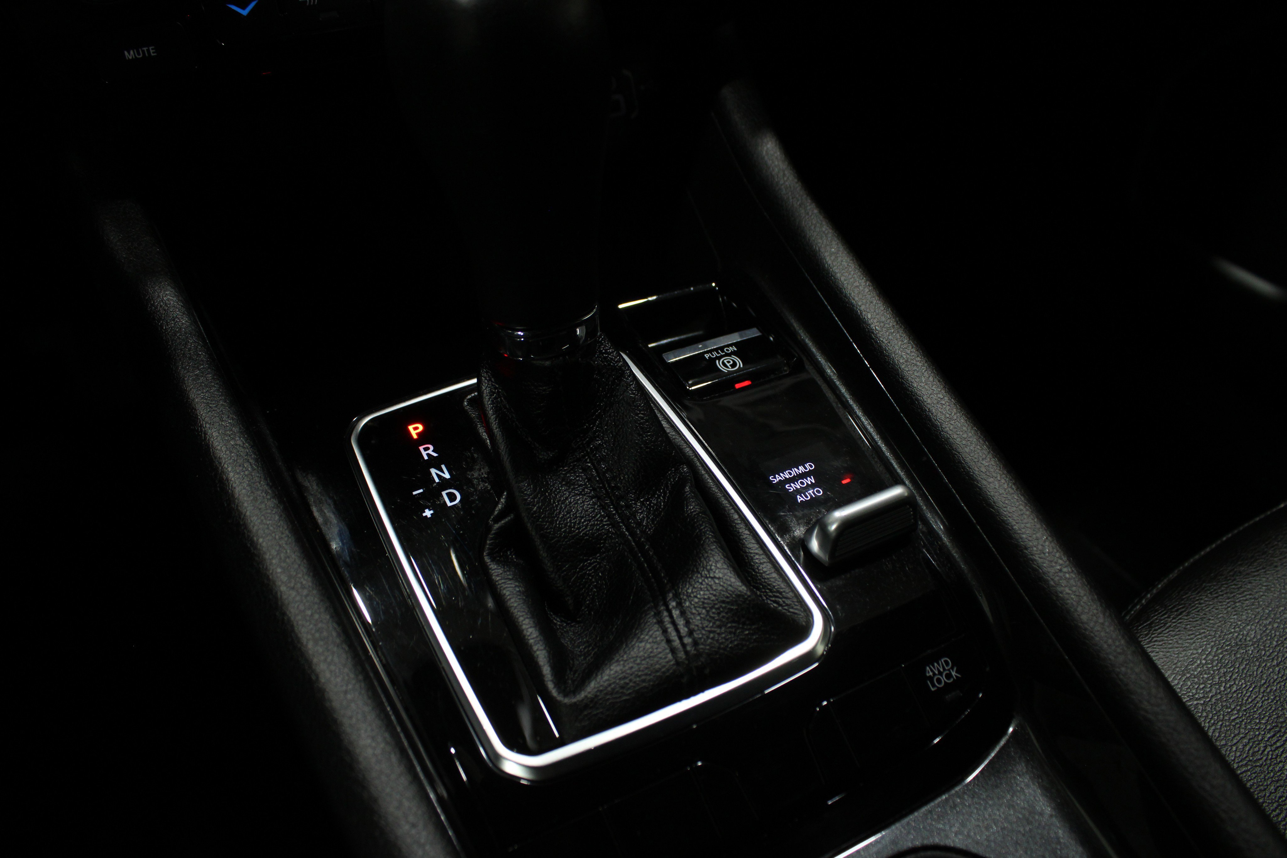 Used 2024 Jeep Compass Latitude image 23