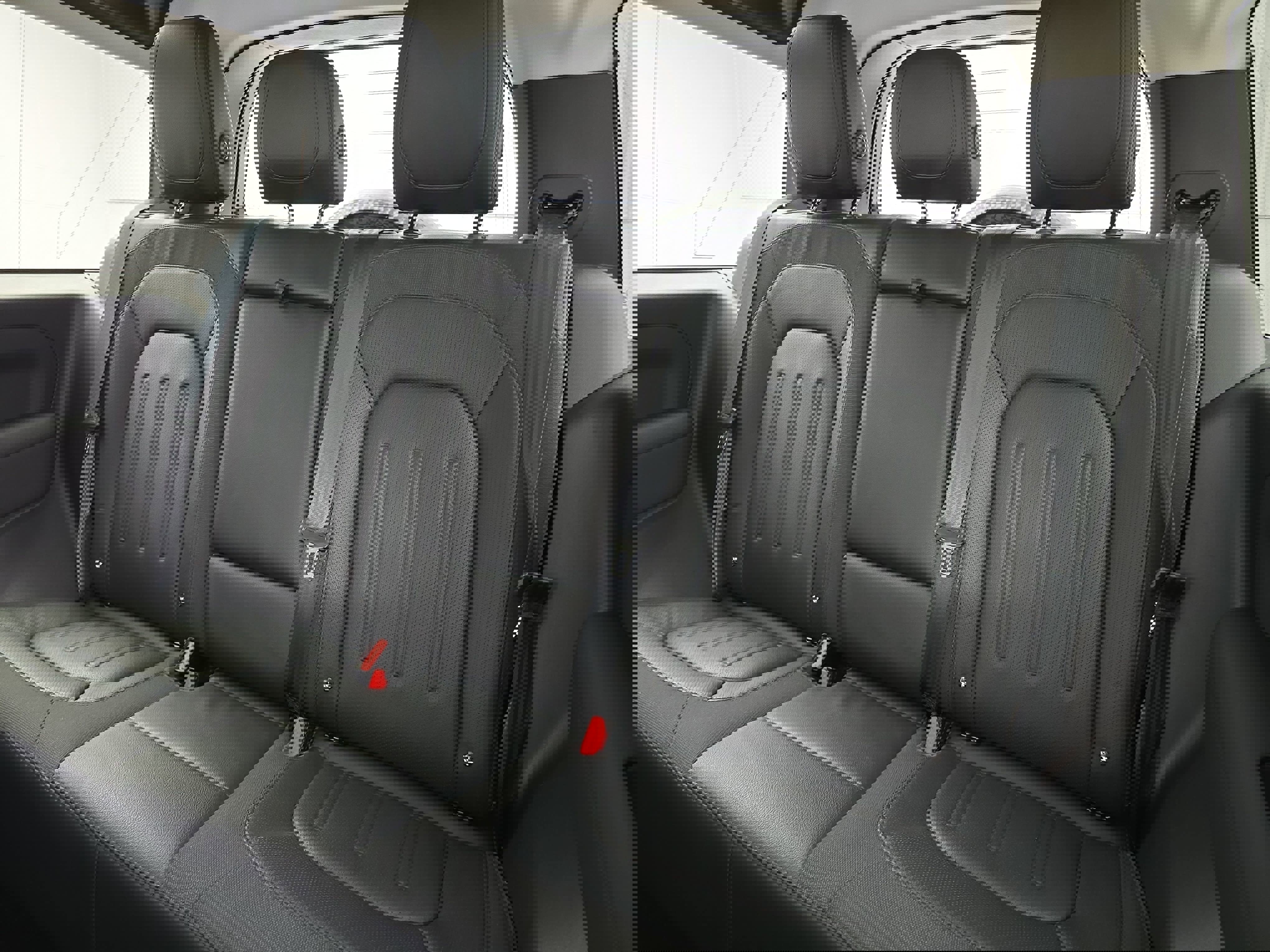 Certified 2021 Land Rover Defender 90 First Edition image 13