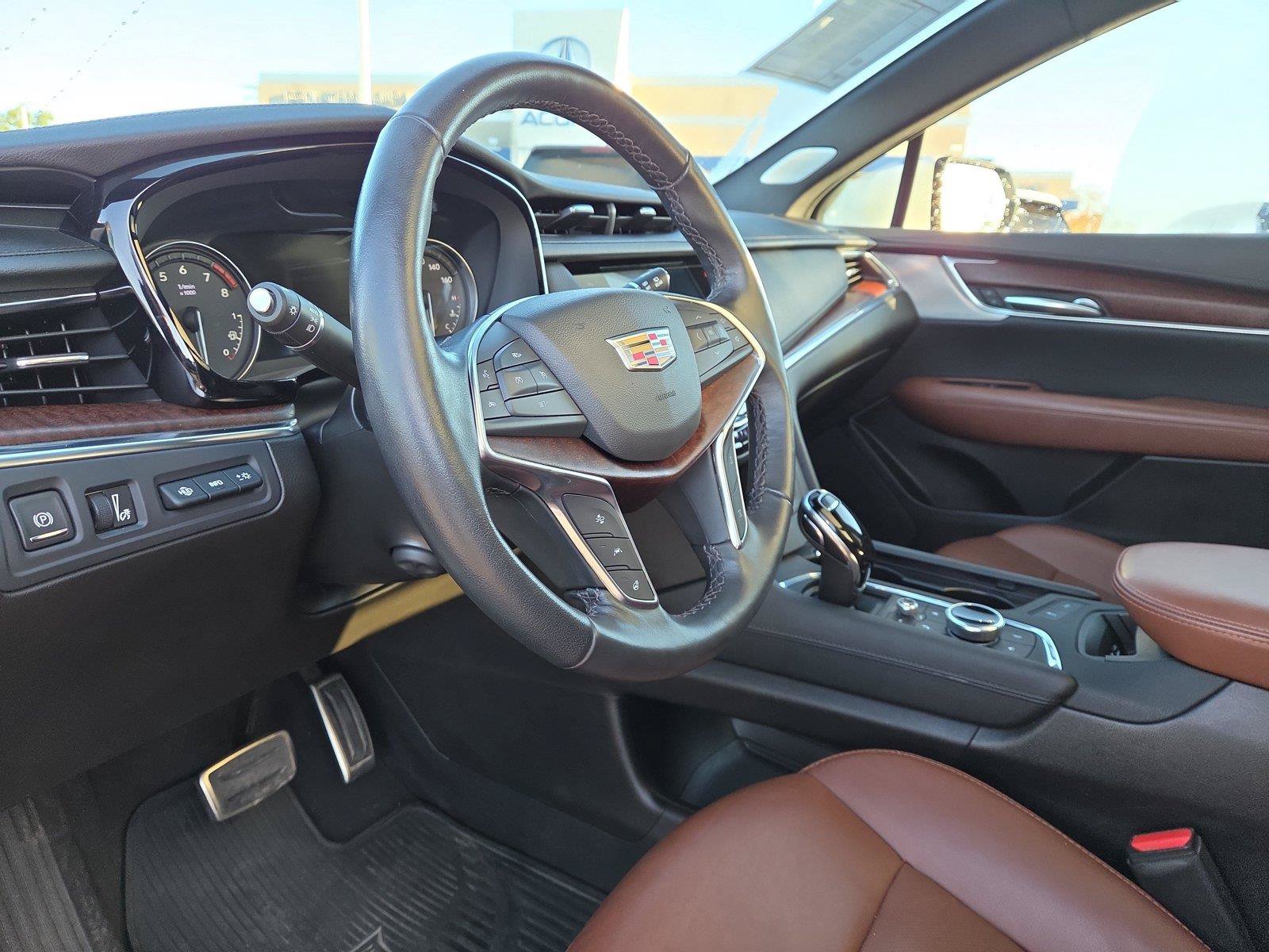 Used 2022 Cadillac XT5 Sportv w/ Technology Package AWD/4WD image 24