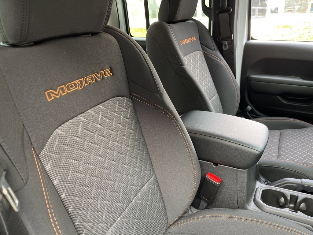 New 2026 Jeep Gladiator Mojave image 43