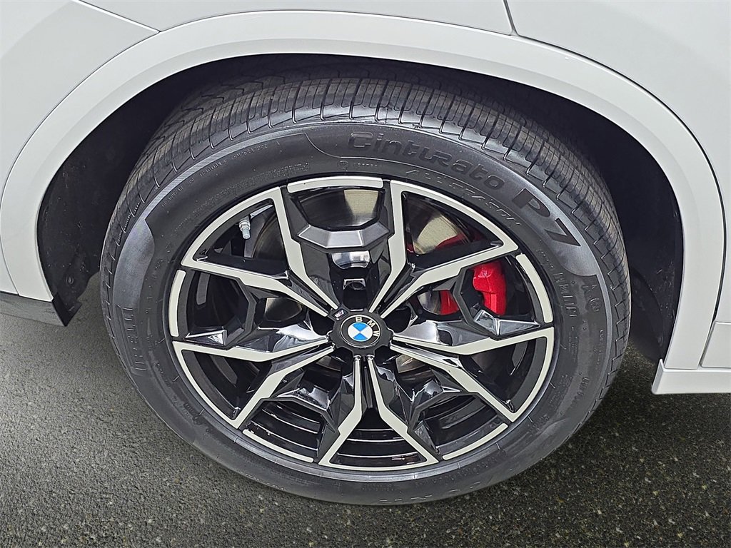 Used 2025 BMW X4 M40i w/ Premium Package image 34