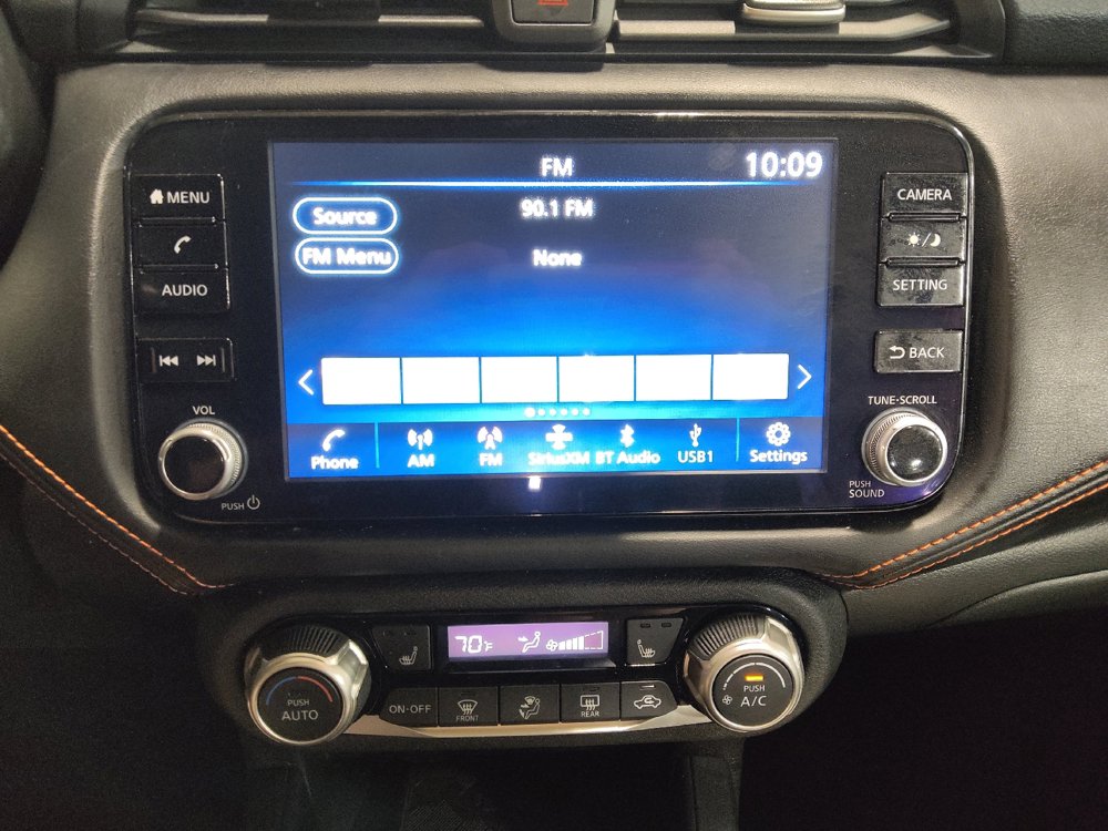 Used 2025 Nissan Versa SR FWD image 25