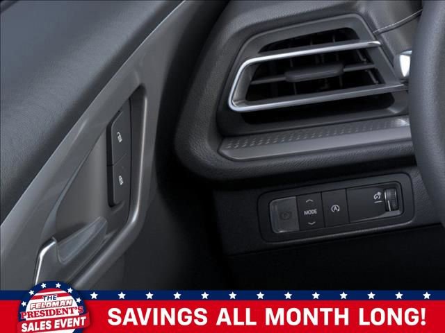 New 2025 Chevrolet Traverse LT w/ LPO, Floor Liner Package image 22