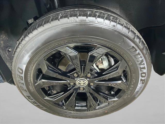 Used 2023 Toyota RAV4 XSE AWD/4WD image 21