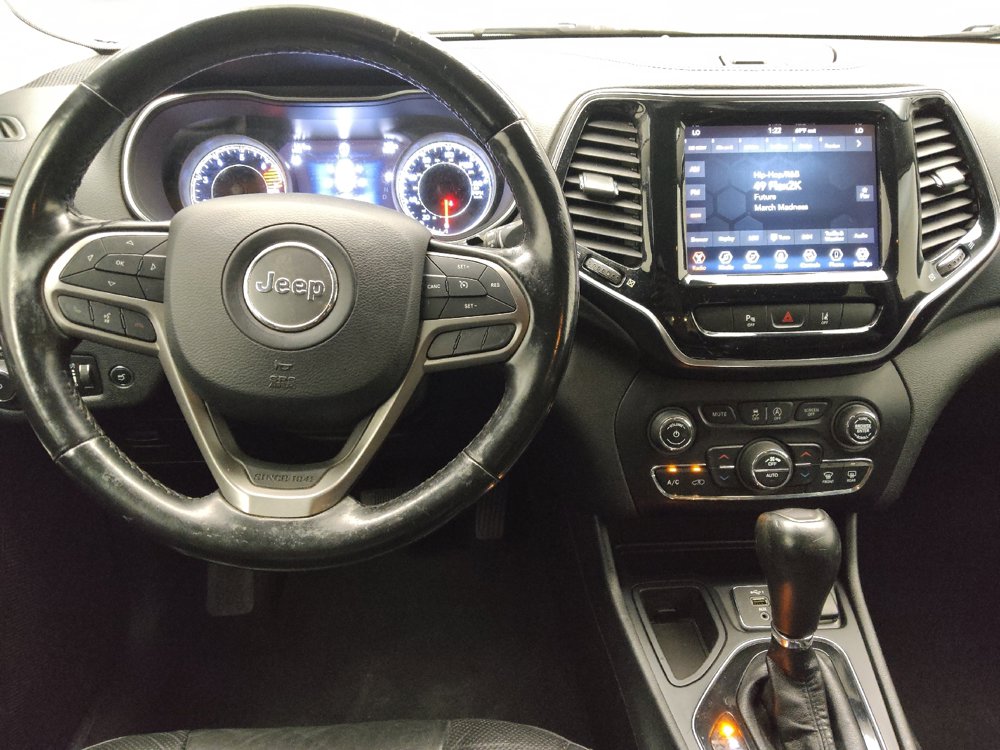 Used 2020 Jeep Cherokee Limited w/ Advanced Safety Group FWD image 22