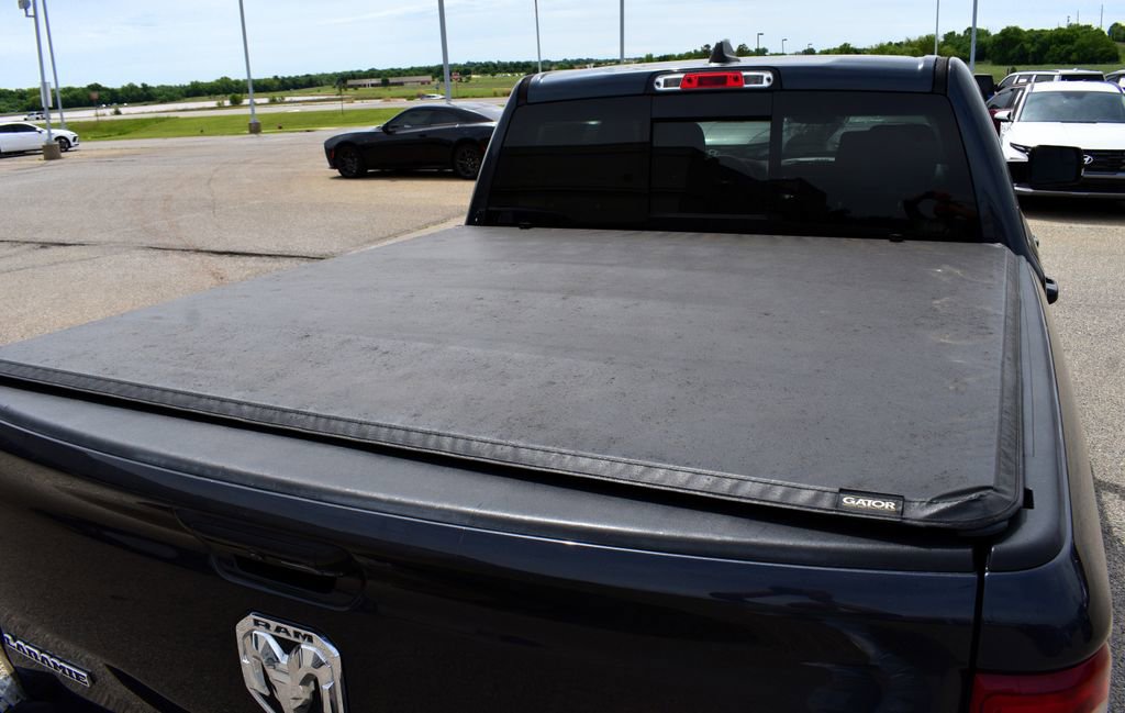 Used 2019 RAM 1500 Laramie AWD/4WD image 15