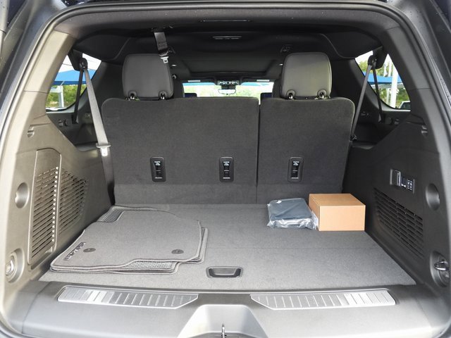 New 2026 Chevrolet Suburban High Country image 54