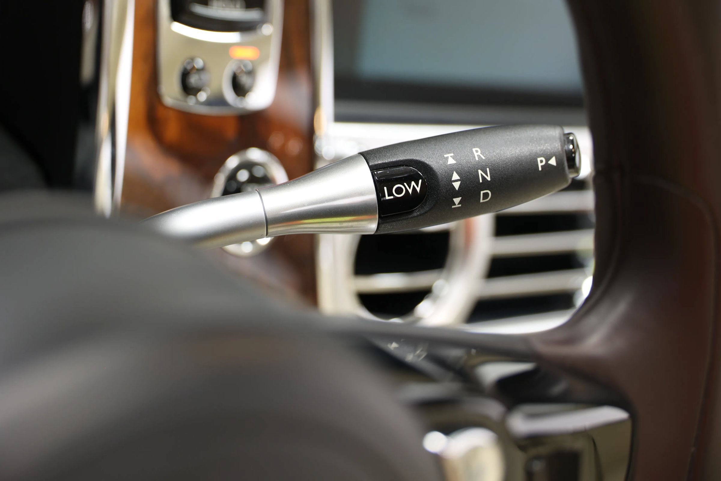 Used 2016 Rolls-Royce Ghost RWD image 33