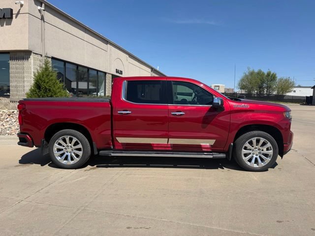 Used 2020 Chevrolet Silverado 1500 High Country w/ Technology Package AWD/4WD image 5