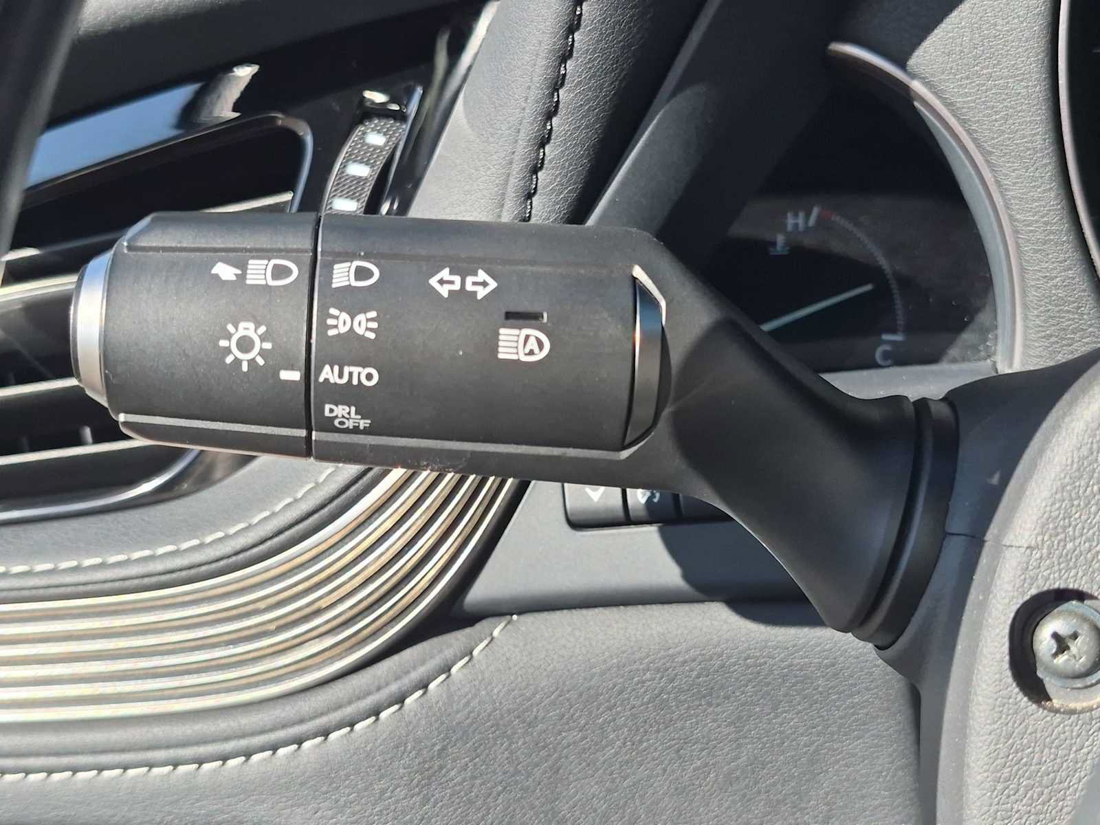 Used 2021 Lexus LS 500 AWD w/ Interior Upgrade Package image 27