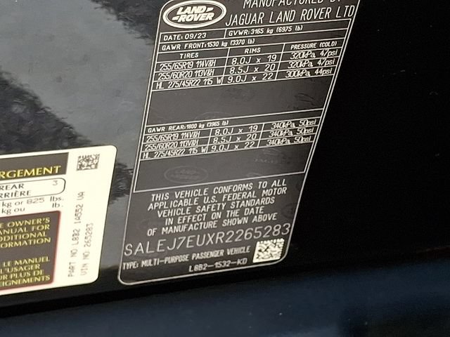 Used 2024 Land Rover Defender 110 S AWD/4WD image 27