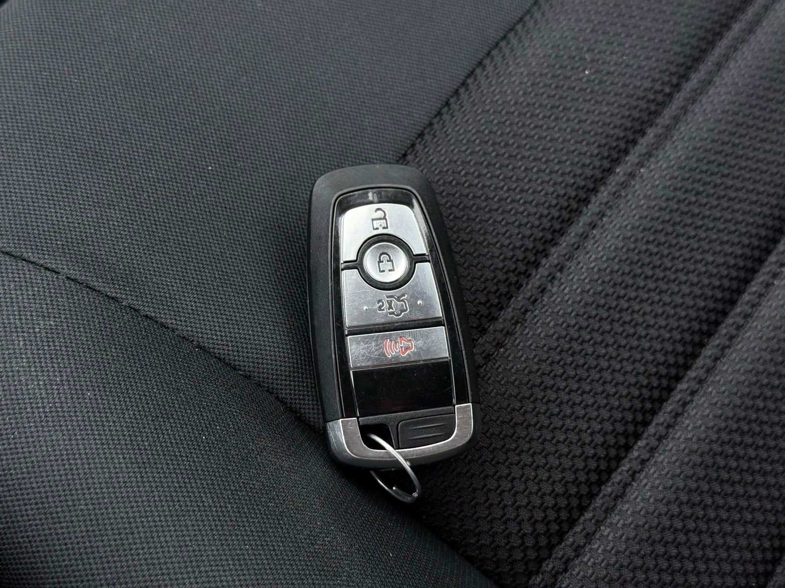 Used 2019 Ford Fusion SE image 39