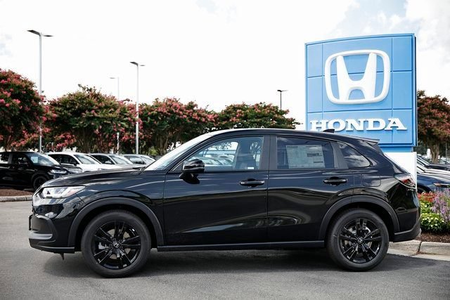 New 2027 Honda HR-V Sport image 4