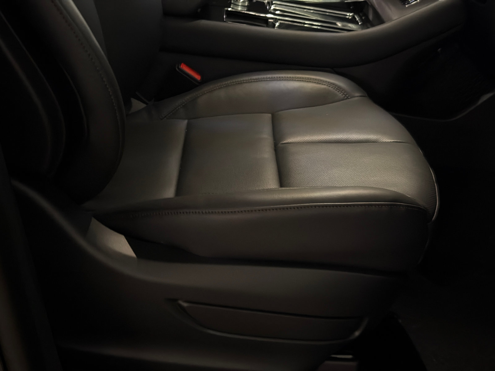 New 2027 Lincoln Aviator AWD image 12