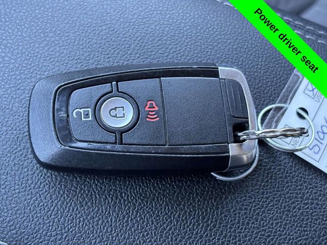 Used 2020 Ford Escape SE image 24