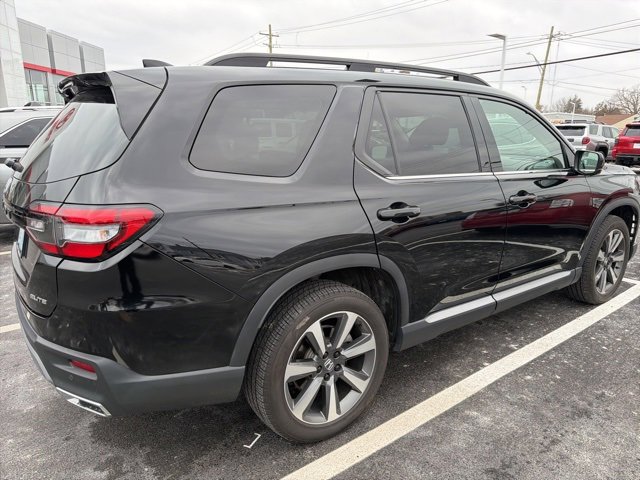 Used 2024 Honda Pilot Elite image 5