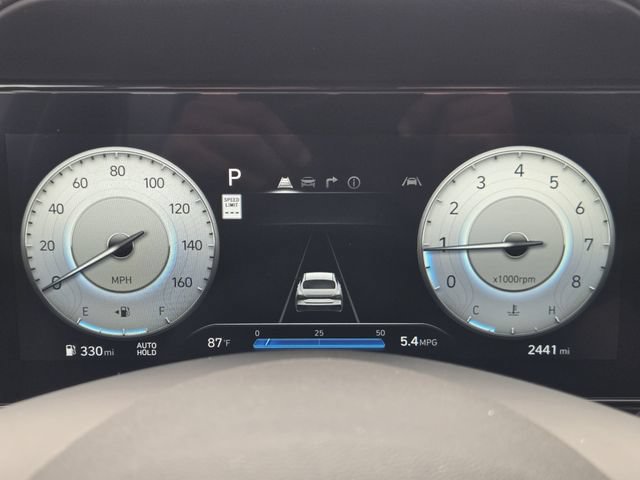 Certified 2026 Hyundai Elantra Limited FWD image 9