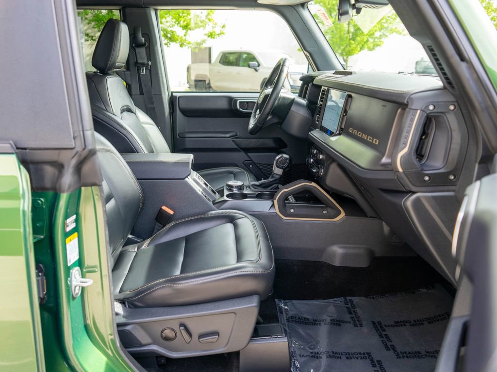 Used 2025 Ford Bronco Badlands AWD/4WD image 10