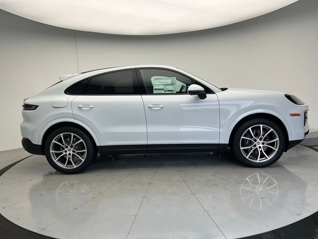 New 2025 Porsche Cayenne Coupe image 23