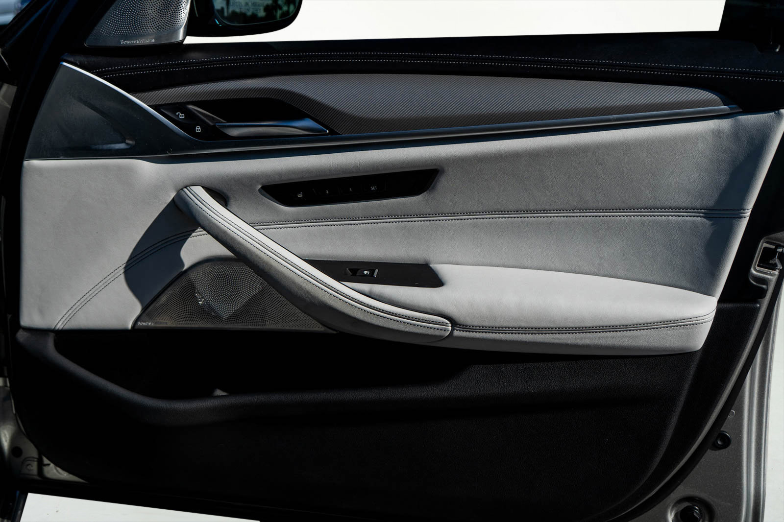 Used 2021 BMW M5 w/ Executive Package image 47