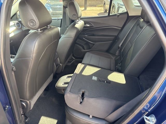 Used 2024 Chevrolet Trax LT w/ LT Convenience Package image 29